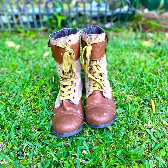 Utility Combat Boots - Picture 2 of 8